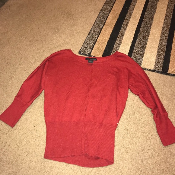 Tops - Picture 4 of 8